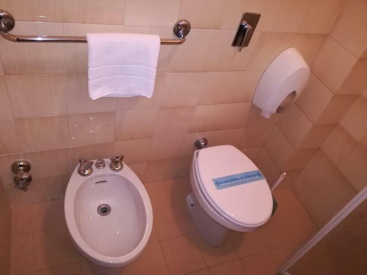 Hotel Giulia Marina di Massa 3*,